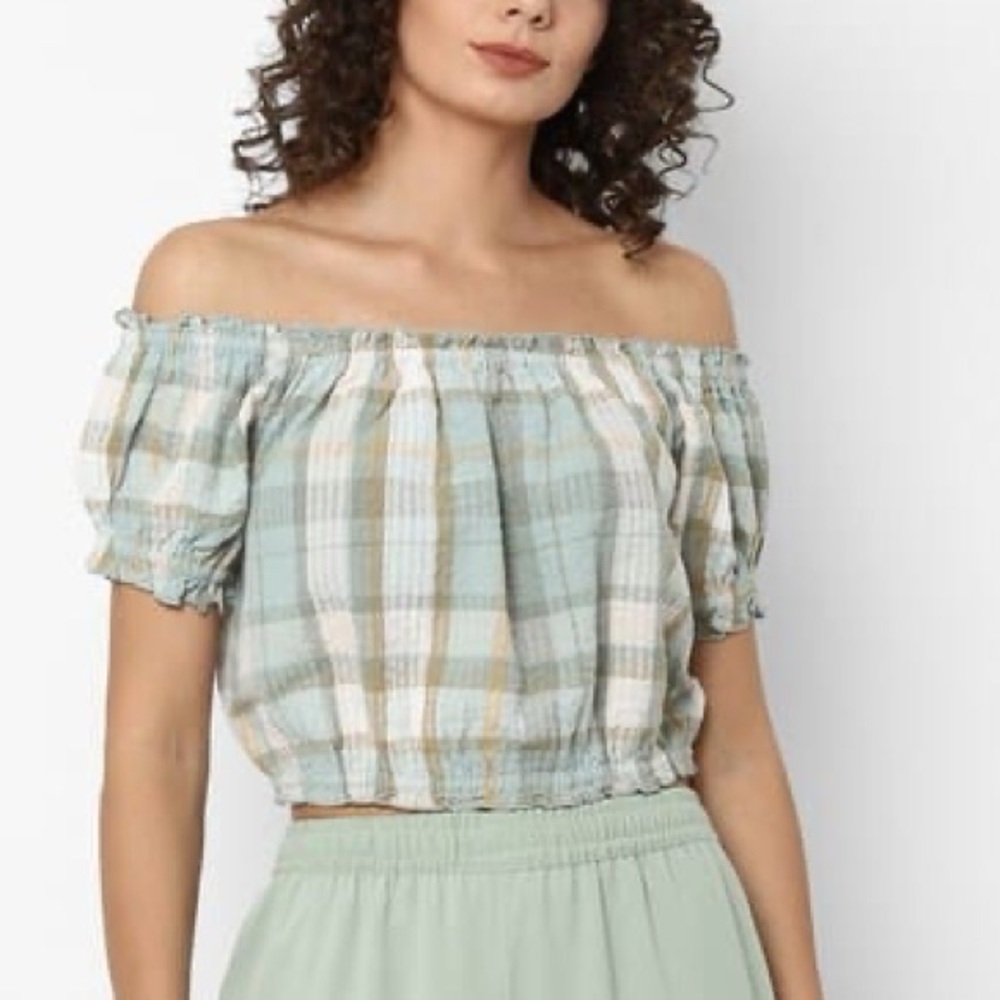 American Eagle Plaid Off-Shoulder Crop Top in Light Mint